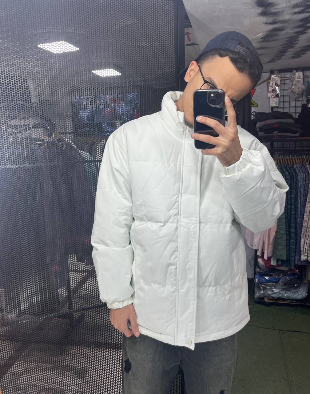 کاپشن باکسی سفید